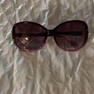 Women's Burgundy Frame Sunglasses with Tinted Lenses